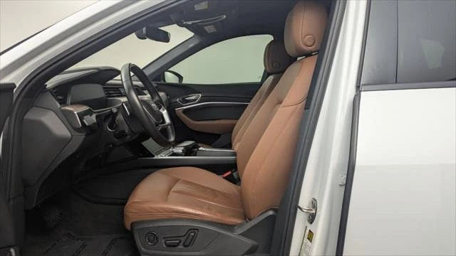 2021 Audi e-tron - Image 12 of 20