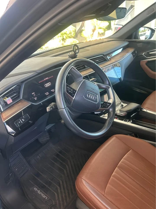 2021 Audi e-tron - Image 7 of 12