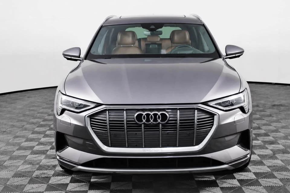 2021 Audi e-tron - Image 4 of 20