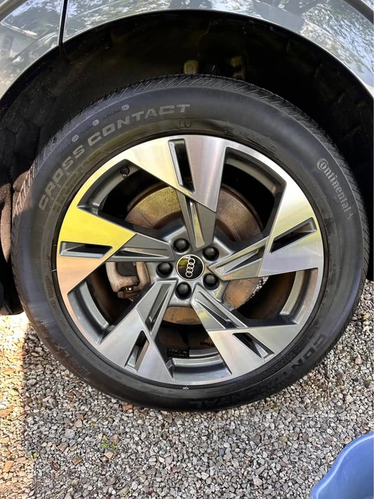 2021 Audi e-tron - Image 13 of 18