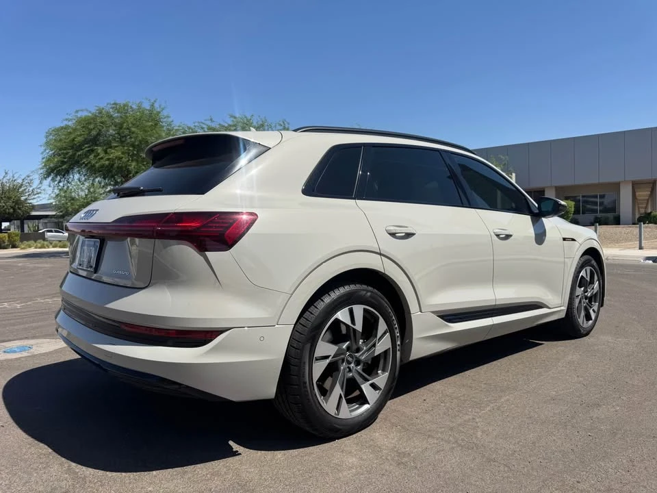 2021 Audi e-tron - Image 5 of 20