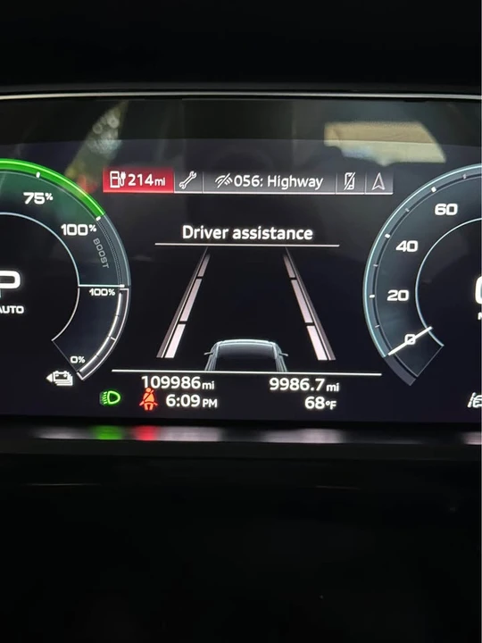 2021 Audi e-tron - Image 18 of 18