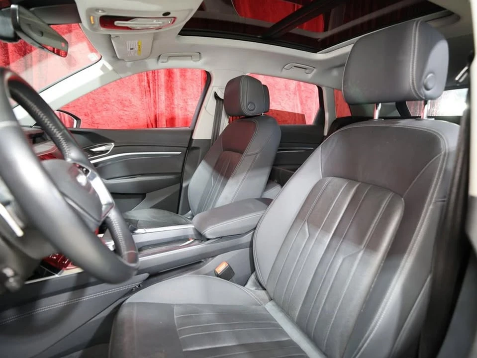 2021 Audi e-tron - Image 12 of 19