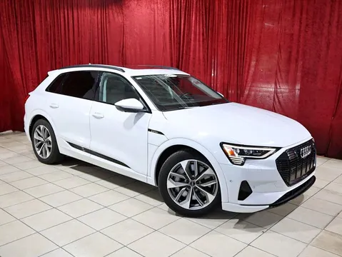 2021 Audi e-tron Premium Plus