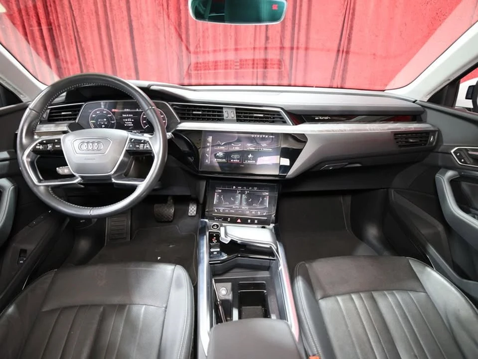 2021 Audi e-tron - Image 15 of 19