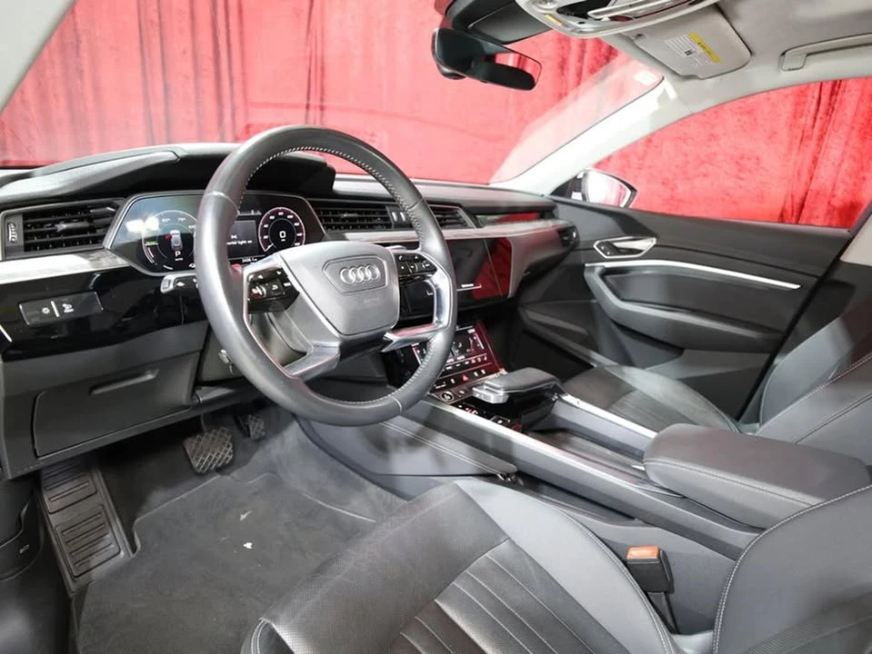 2021 Audi e-tron - Image 11 of 19
