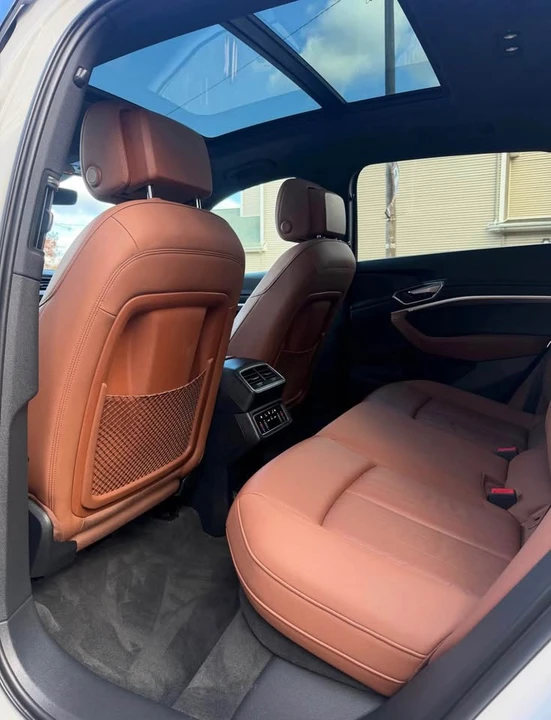 2021 Audi e-tron - Image 12 of 20