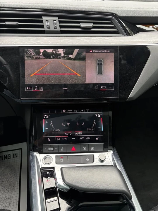 2021 Audi e-tron - Image 13 of 15