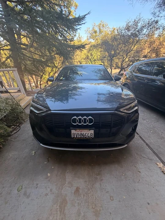 2021 Audi e-tron - Image 2 of 15