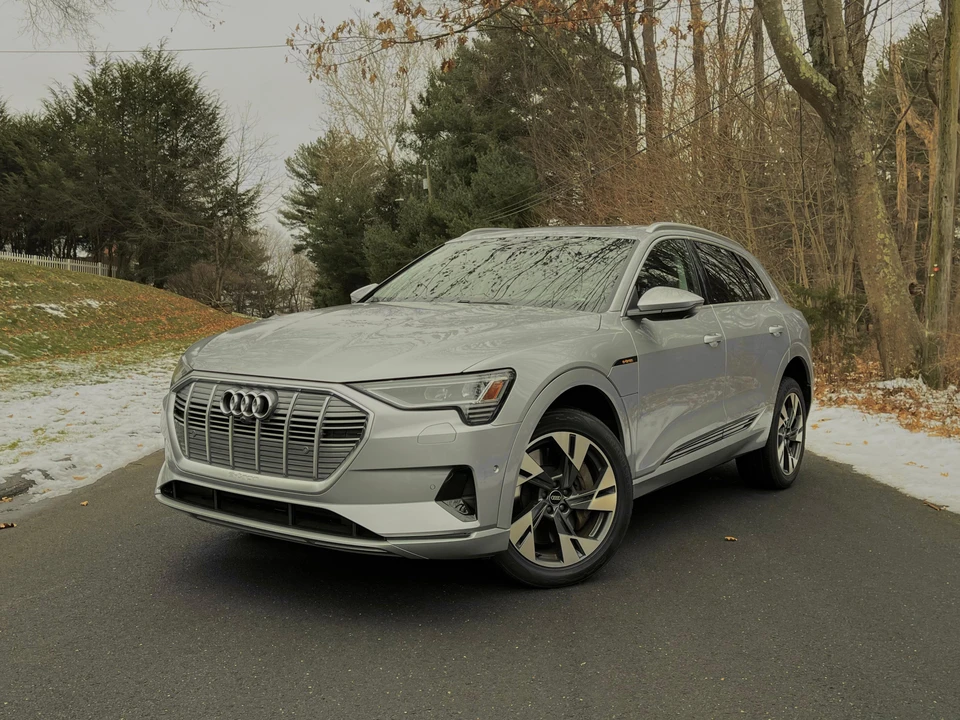 2021 Audi e-tron - Image 12 of 31