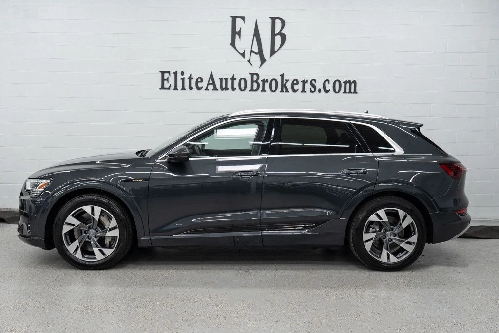 2021 Audi e-tron - Image 2 of 12