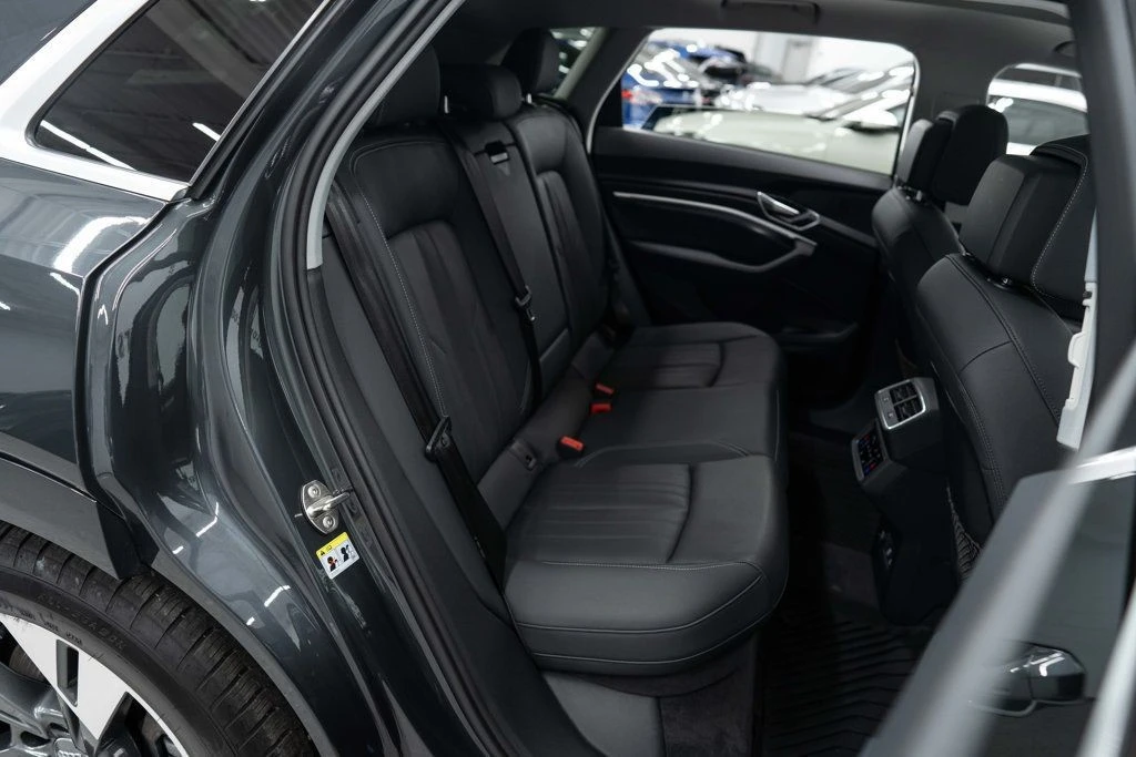 2021 Audi e-tron - Image 11 of 12