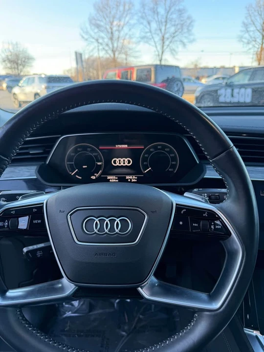 2021 Audi e-tron - Image 5 of 9
