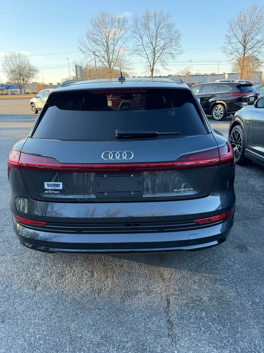 2021 Audi e-tron - Image 9 of 9