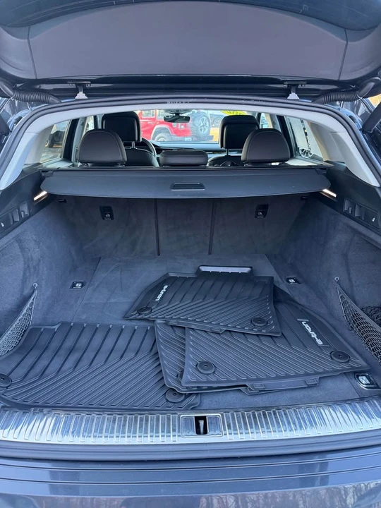 2021 Audi e-tron - Image 8 of 9