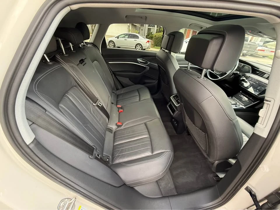 2021 Audi e-tron - Image 7 of 15