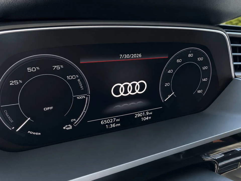 2021 Audi e-tron - Image 13 of 17