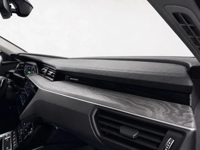 2021 Audi e-tron - Image 17 of 20