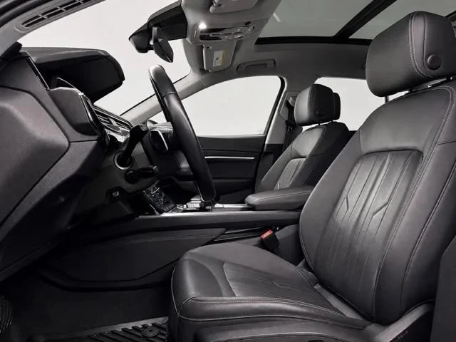 2021 Audi e-tron - Image 16 of 20