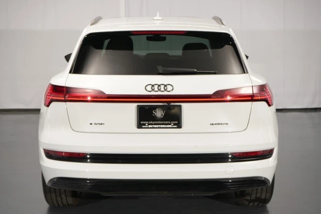 2021 Audi e-tron - Image 11 of 21