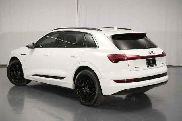 2021 Audi e-tron - Image 15 of 21