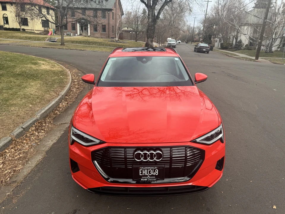 2021 Audi e-tron - Image 4 of 31