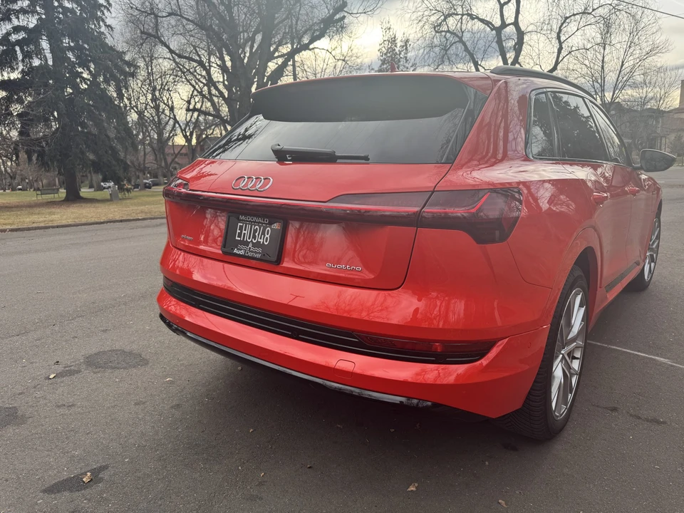 2021 Audi e-tron - Image 27 of 31