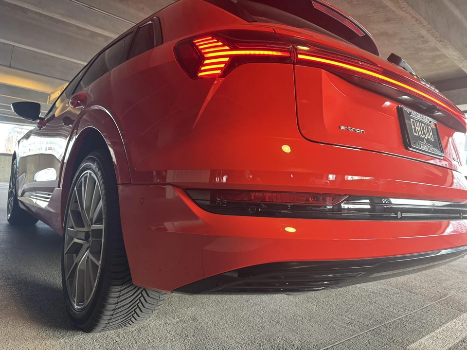 2021 Audi e-tron - Image 31 of 31