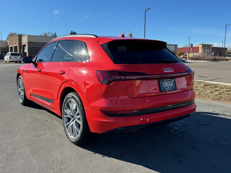 2021 Audi e-tron - Image 15 of 31