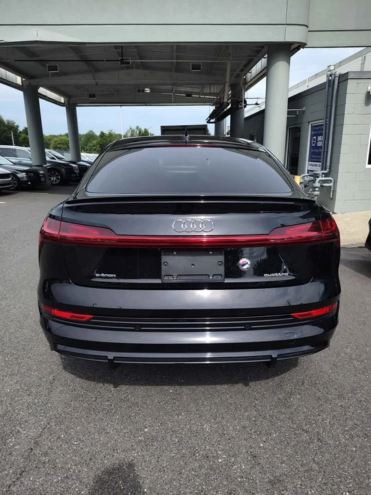 2021 Audi e-tron - Image 4 of 14