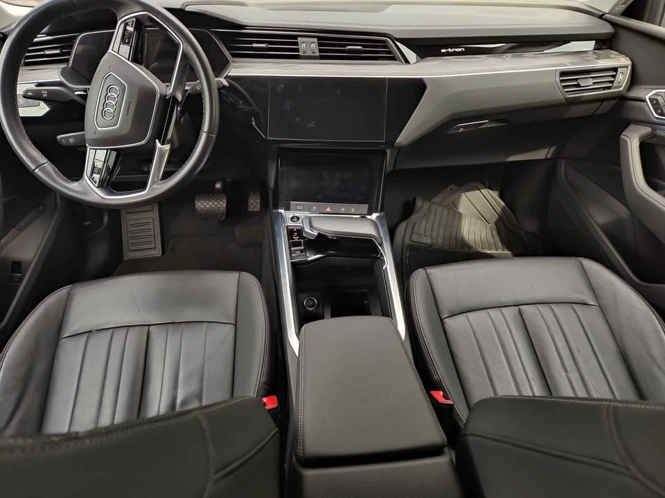 2021 Audi e-tron - Image 8 of 14