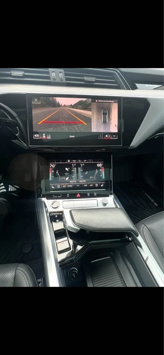2021 Audi e-tron - Image 10 of 14