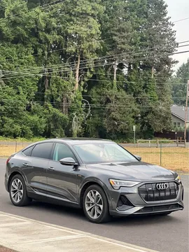 2021 Audi e-tron S Sportback Premium Plus