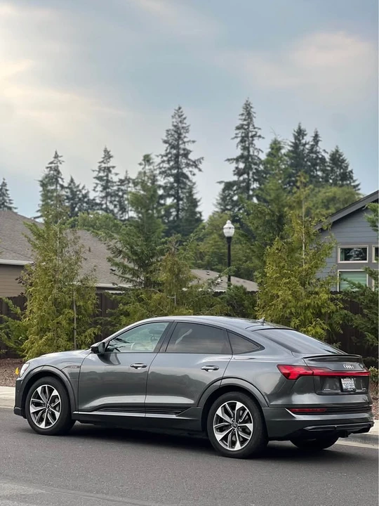 2021 Audi e-tron - Image 4 of 14