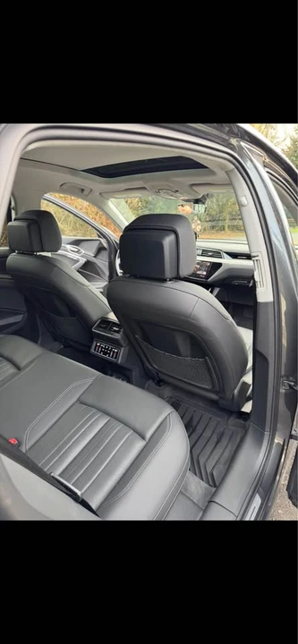 2021 Audi e-tron - Image 8 of 14