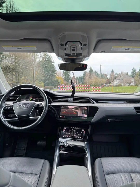 2021 Audi e-tron - Image 12 of 14