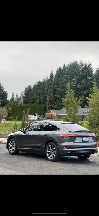 2021 Audi e-tron - Image 2 of 13