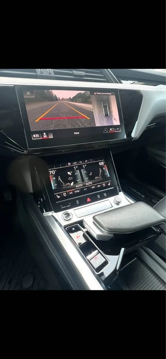 2021 Audi e-tron - Image 12 of 13