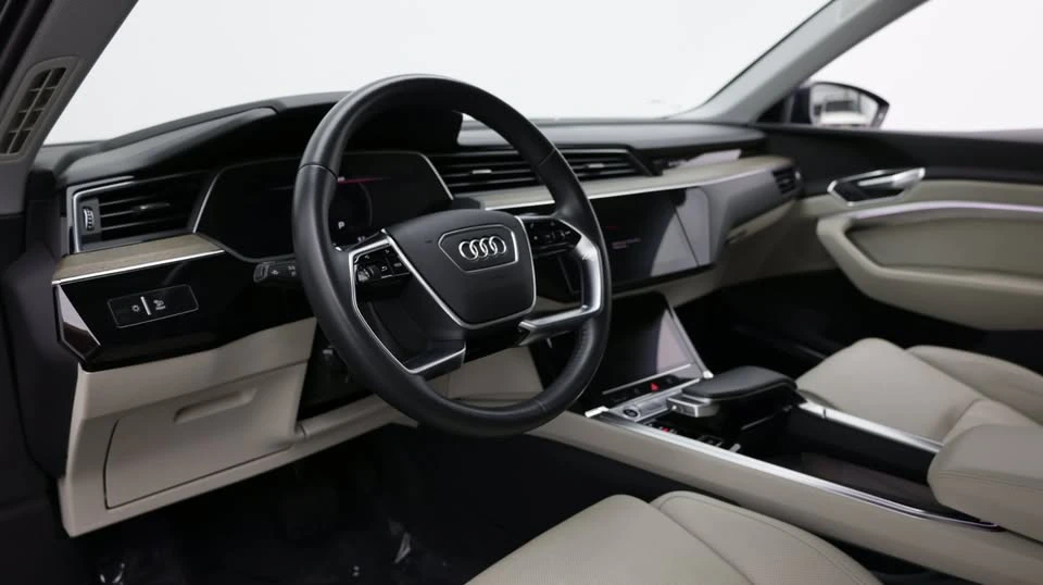 2021 Audi e-tron - Image 13 of 20
