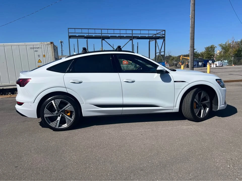 2021 Audi e-tron - Image 2 of 20