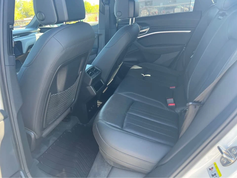 2021 Audi e-tron - Image 11 of 20