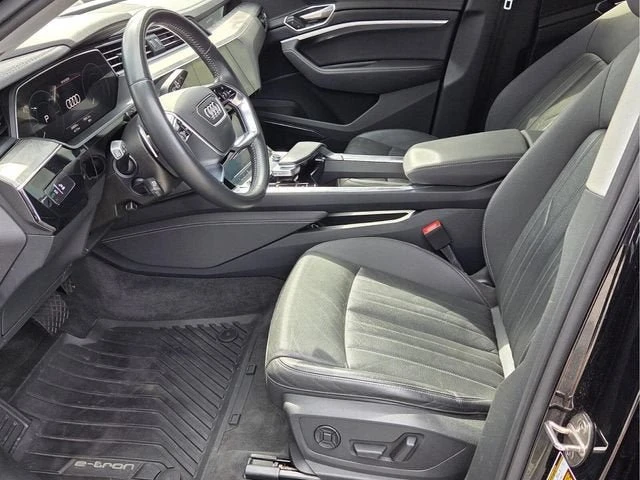 2021 Audi e-tron - Image 9 of 18