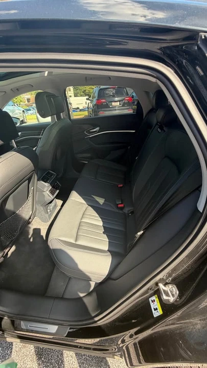 2021 Audi e-tron - Image 11 of 15