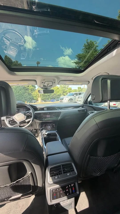 2021 Audi e-tron - Image 14 of 15