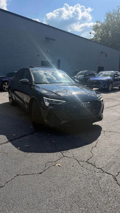2021 Audi e-tron - Image 3 of 15