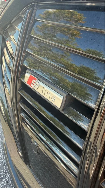 2021 Audi e-tron - Image 2 of 15