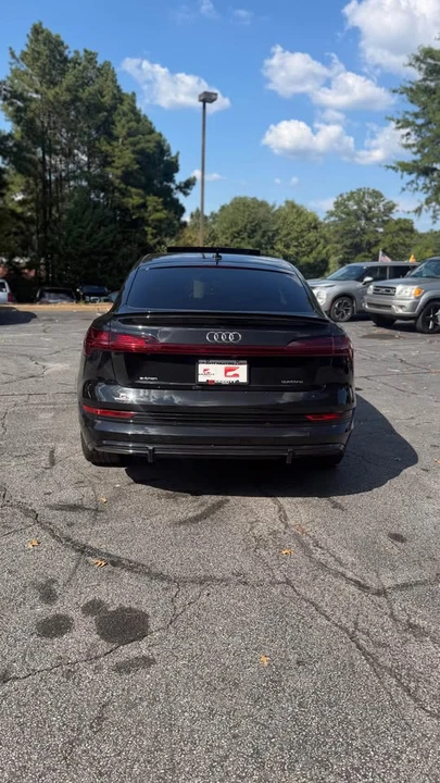 2021 Audi e-tron - Image 5 of 15