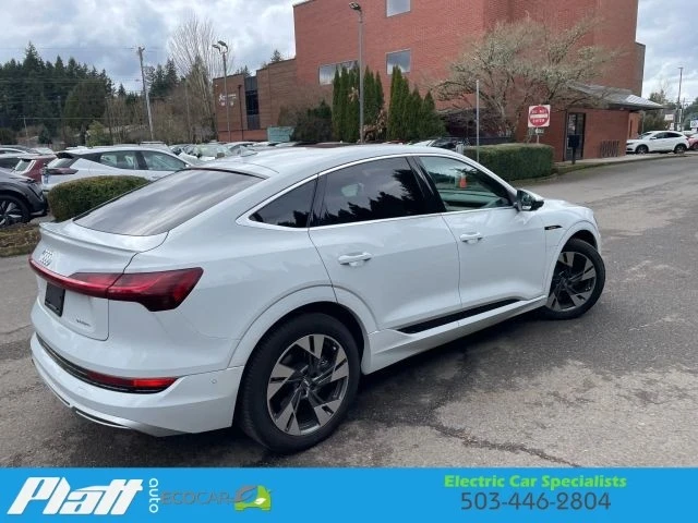 2021 Audi e-tron - Image 11 of 12