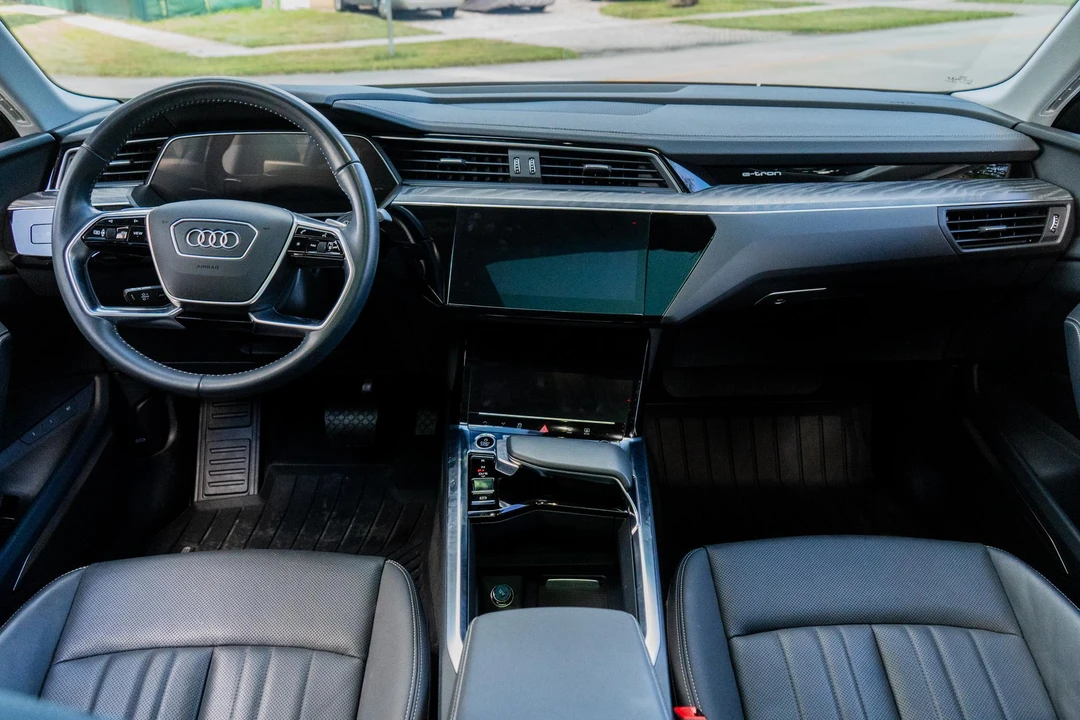 2021 Audi e-tron - Image 31 of 31