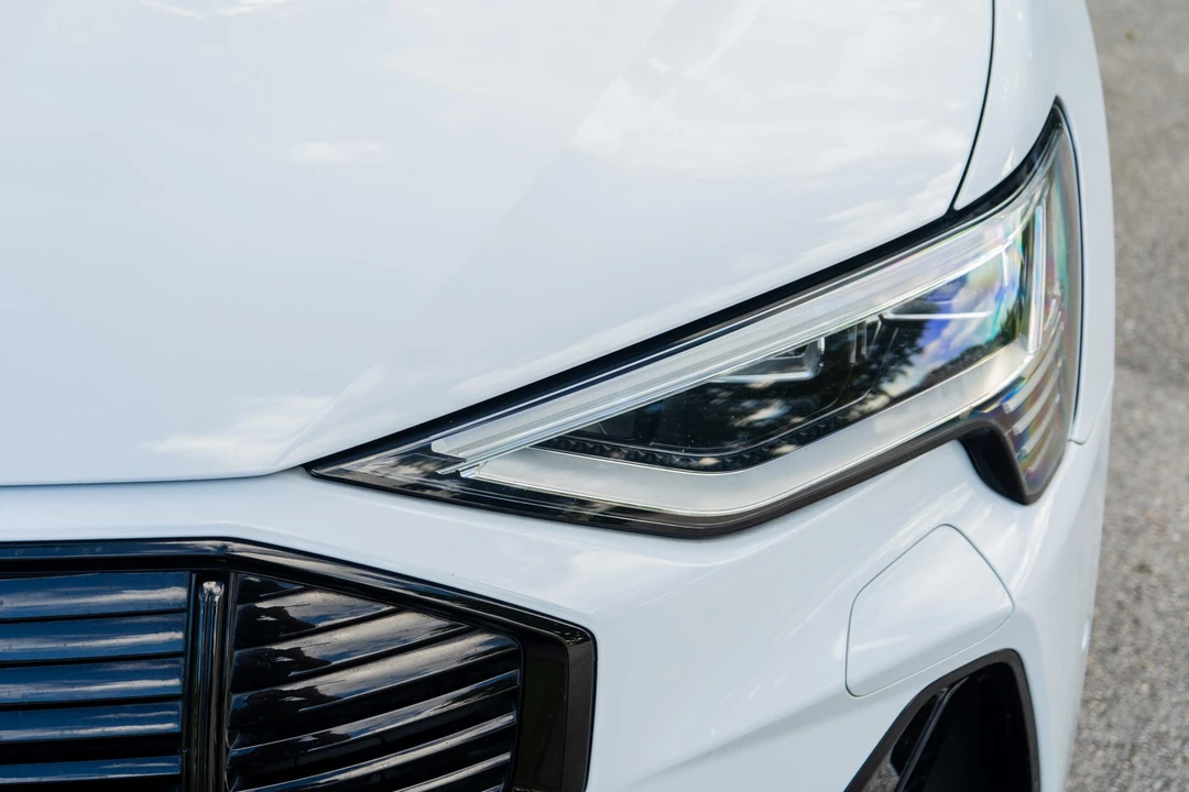 2021 Audi e-tron - Image 14 of 31